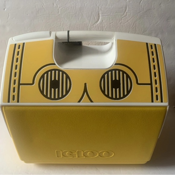 Igloo Star Wars C3PO 16 Qt Cooler Playmate Elite NWT - Picture 3 of 10
